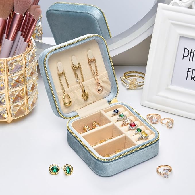 TAIMY Plush Velvet Travel Jewelry Box, Small Travel Jewelry Case, Portable Mini Jewelry Travel Organizer Boxes for Rings Earrings Necklaces Bracelets(Light Blue,No Mirror)