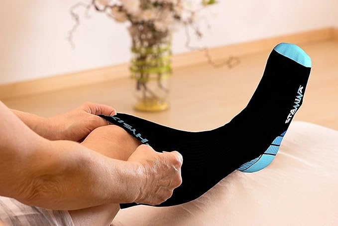 Physix Gear Compression Socks 20-30 mmHg - Men & Women - Running, Nurses, Shin Splints, Flight, Travel