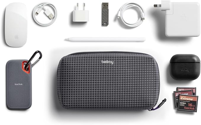 Bellroy Tech Kit (Tech Accessories Organizer Pouch, Zipper Closure Design, Stores Power Bank, Phone Charger, Cables & More, Internal)