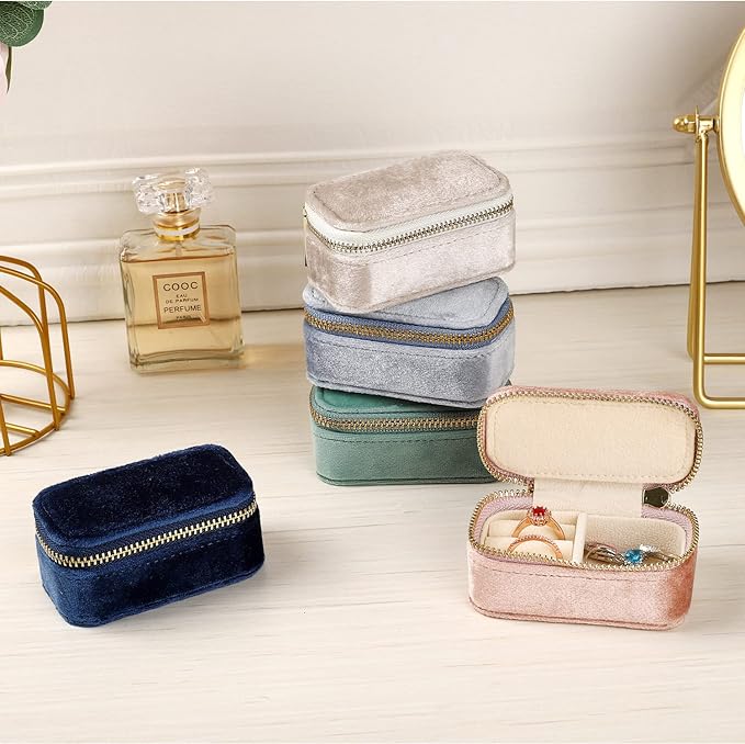 TAIMY Mini Jewelry Travel Case, Velvet Small Travel Jewelry Box, Portable Jewelry Travel Organizer Box for Rings Earrings Necklaces, Gifts for Women Girls(Pink Lavender)