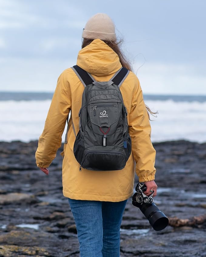WATERFLY Small Lightweight Packable Backpack: 20l Ultra Light Foldable Travel Hiking Camping Daypack Day Pack for Man Woman