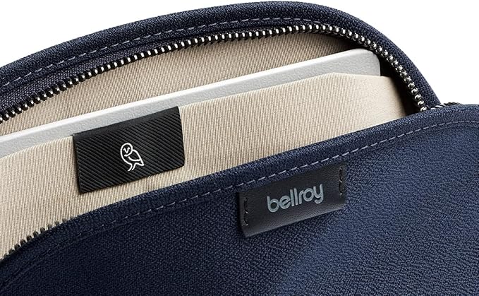 Bellroy Classic Pouch, Everyday kit, Leather and Woven Fabric (pens, Cables, Cosmetics, Personal Items)