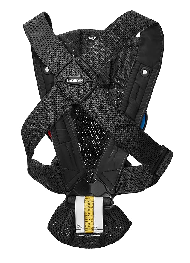 BabyBjörn Baby Carrier Mini, Black, 3D Mesh | Newborn Carrier (7-25 lbs), Ergonomic, Easy-to-Use