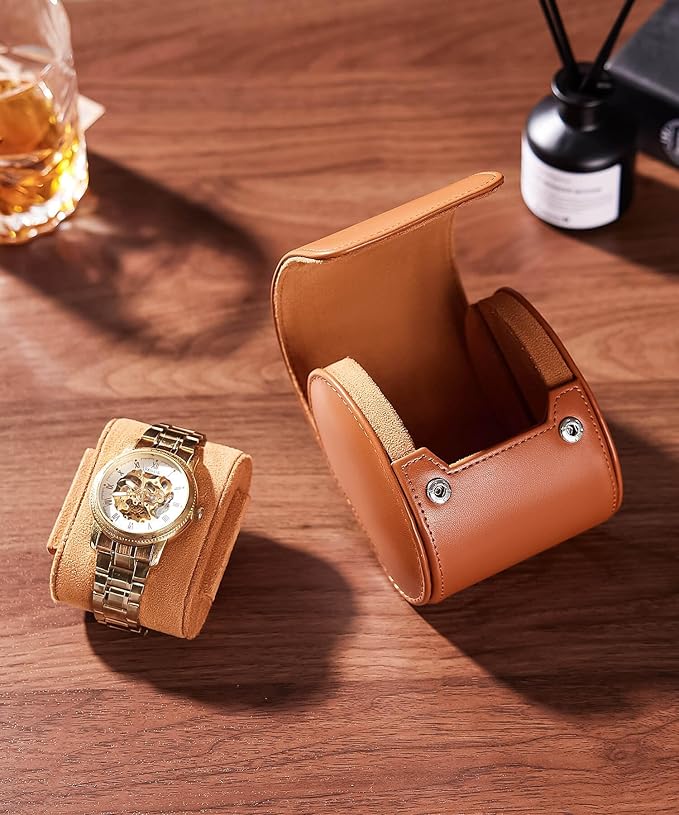 Homde Travel Watch Box Leather: Traveling Case for Men - Luxury Watch Roll for Wristwatch on the Go (brown, S)