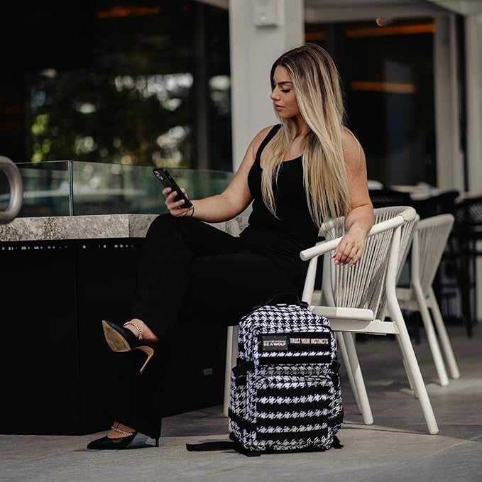 WOLFpak 35L Backpack (Houndstooth)