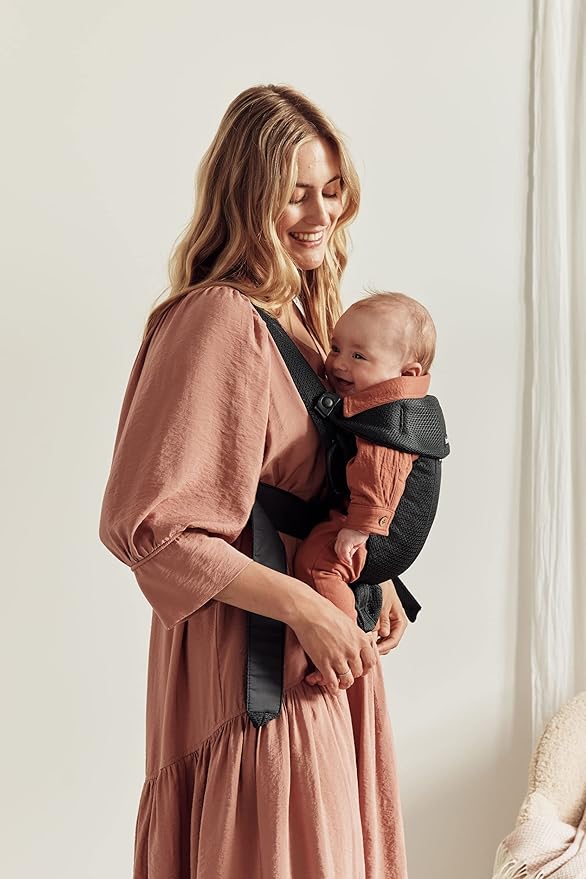 BabyBjörn Baby Carrier Mini, Black, 3D Mesh | Newborn Carrier (7-25 lbs), Ergonomic, Easy-to-Use