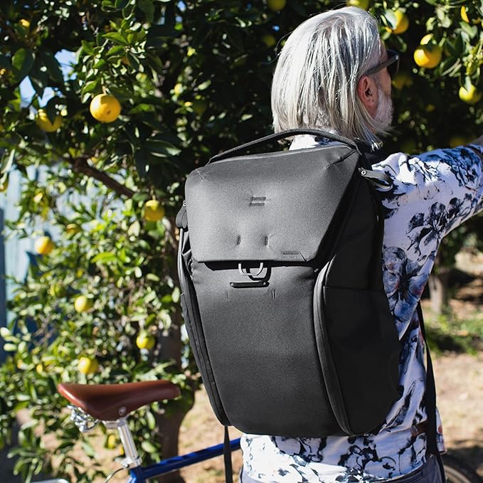 Peak Design Everyday Backpack 30L, Black, MagLatch Top, Dual Side Access, FlexFold Dividers, Fits 15" or 16" Laptop, For Camera Carry, Daily Commutes or Travel, Versatile Backpack for Men and Women